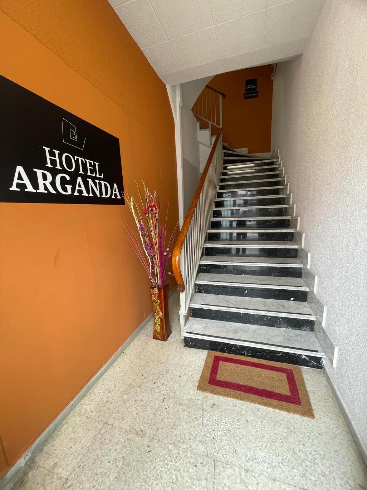 Hotel Arganda Arganda Del Rey Exterior photo