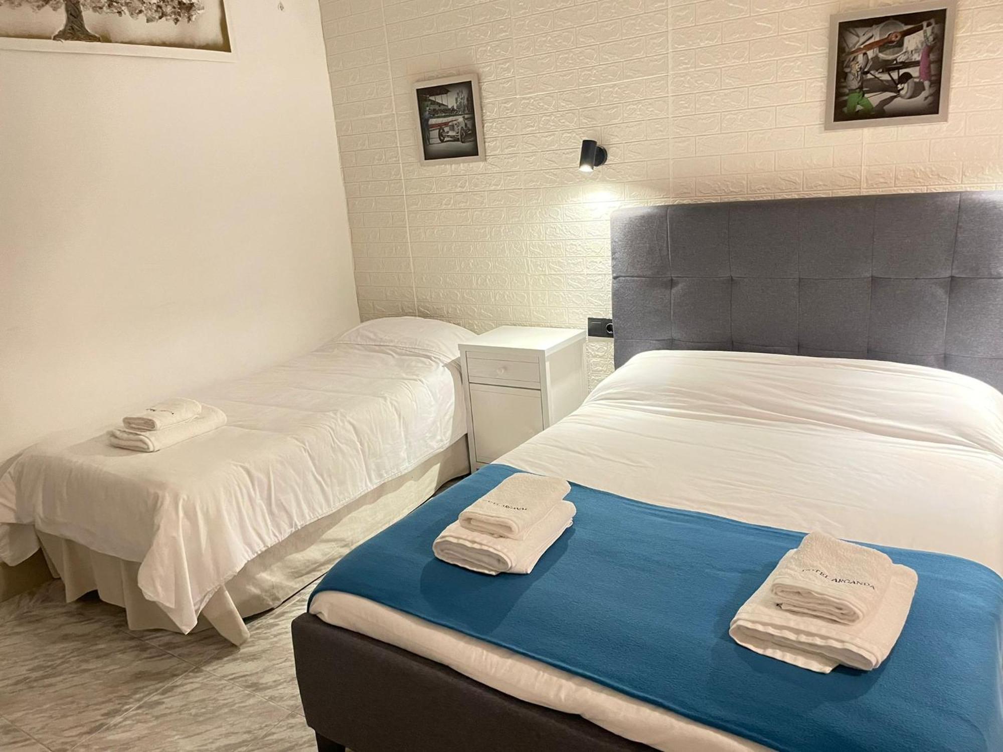 Hotel Arganda Arganda Del Rey Exterior photo