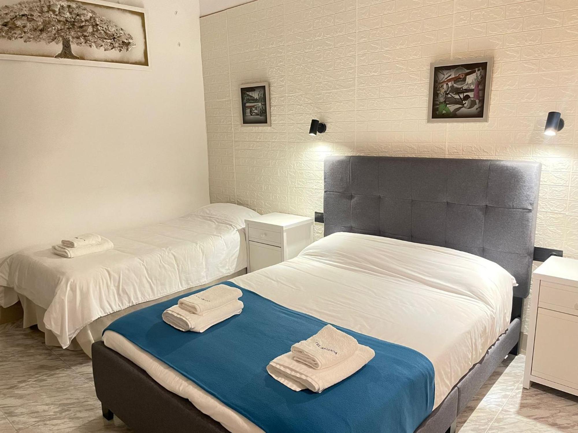 Hotel Arganda Arganda Del Rey Exterior photo