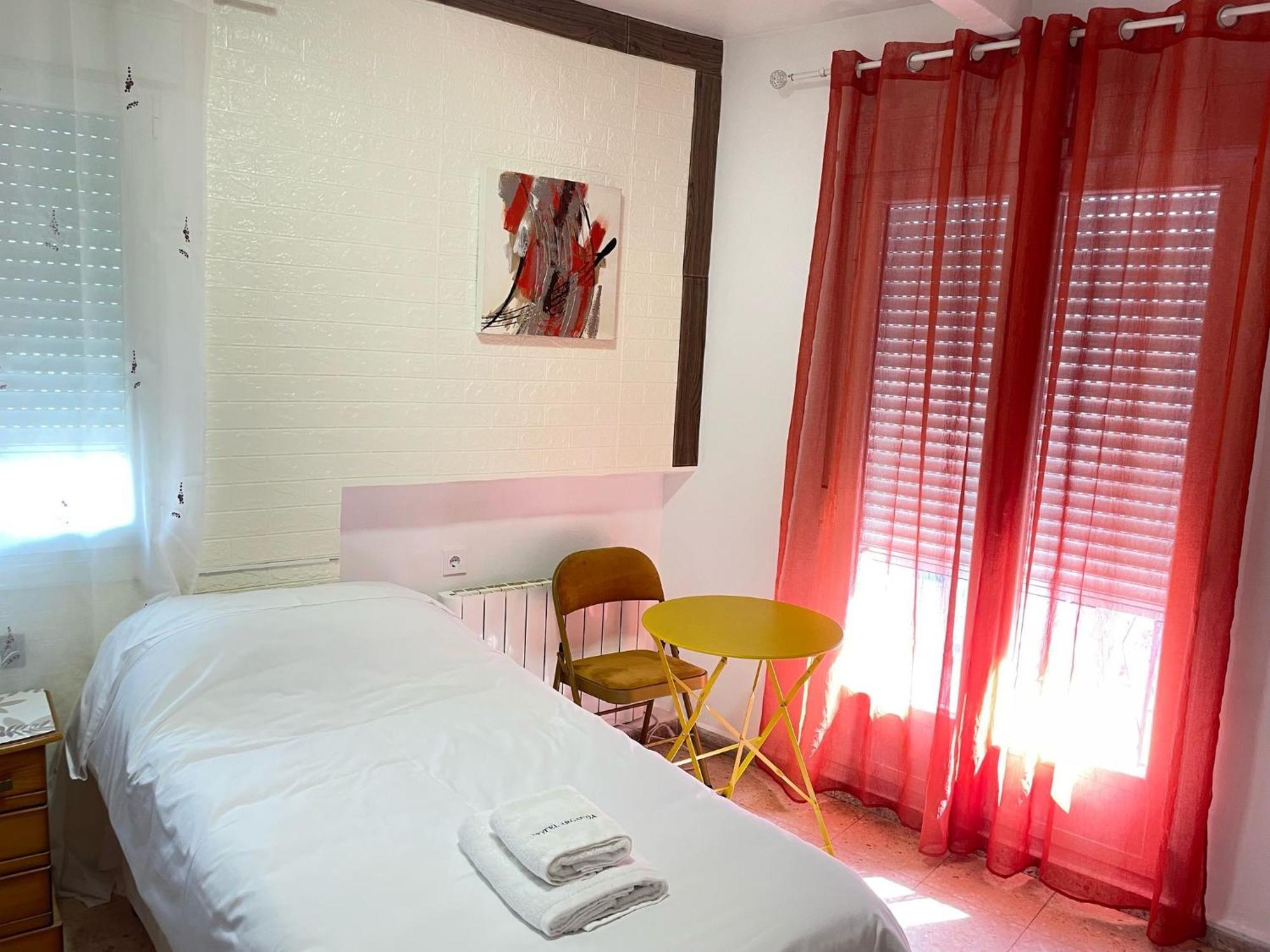 Hotel Arganda Arganda Del Rey Exterior photo